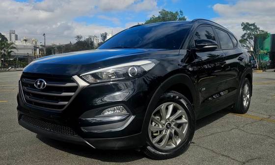 HYUNDAI TUCSON 1.6 16V T-GDI GASOLINA GLS ECOSHIFT HYUNDAI TUCSON 1.6 16V T-GDI GASOLINA GLS ECOSHIFT